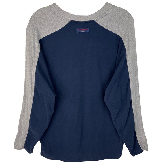 Vintage 90s Tommy Hilfiger Long Sleeve T-Shirt - Picture 4 of 9